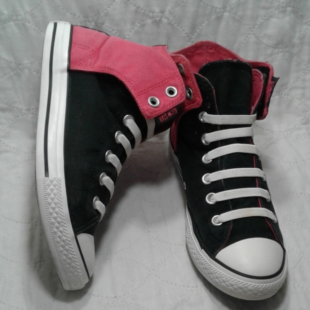 CONVERSE hi top black & pink sz 4 youth